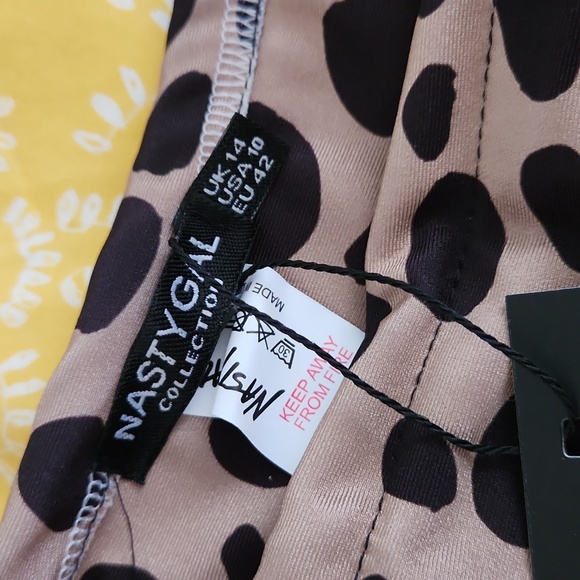 Nasty Gal leopard swimsuit bottoms - Picture 2 of 3